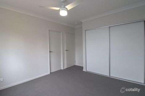 27 Farmer Pl, Park Ridge, QLD 4125