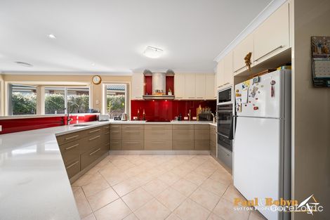 Property photo of 11 Stringybark Drive Jerrabomberra NSW 2619