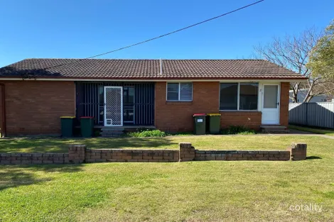 2/11 WICKHAM ST, STANFORD MERTHYR, NSW 2327