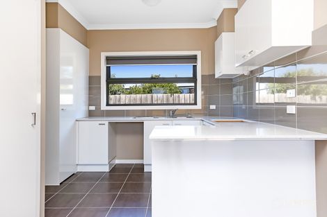 Property photo of 2/18 Walsh Street Broadmeadows VIC 3047