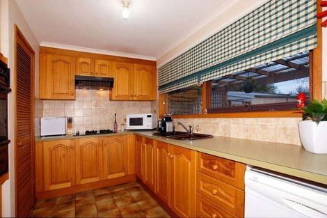 Property photo of 8 Oriole Court Carrum Downs VIC 3201