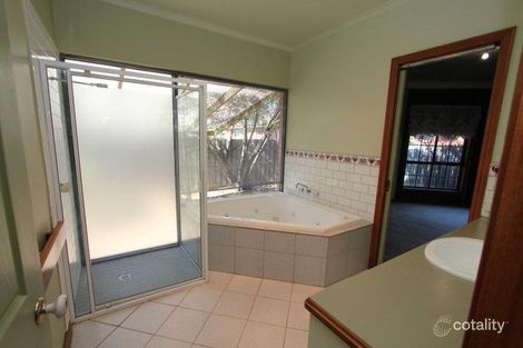 Property photo of 2/84 Cuthberts Road Alfredton VIC 3350