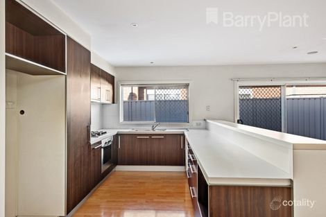 Property photo of 28 Breakwater Crescent Point Cook VIC 3030