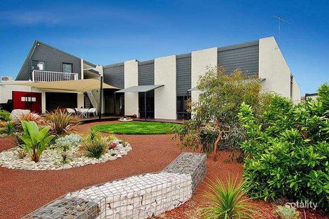 Property photo of 25 Burrowye Crescent Keilor VIC 3036