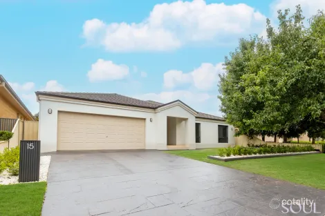 Property photo of 15 Nelson Drive Griffith NSW 2680