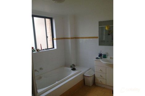 Property photo of 5/5-9 Fourth Avenue Blacktown NSW 2148