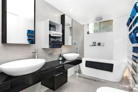 Property photo of 1/5 Gallimore Avenue Balmain East NSW 2041