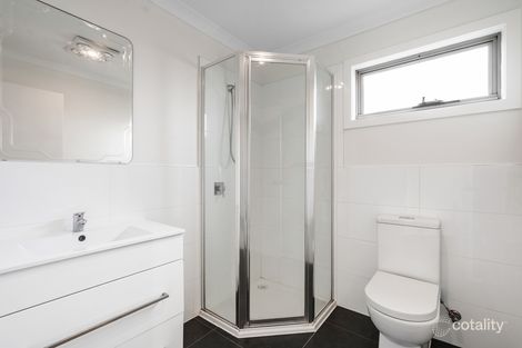 Property photo of 2/18 Zenith Street Pascoe Vale VIC 3044