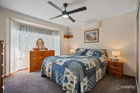 Property photo of 9 Hedges Court Laidley Heights QLD 4341