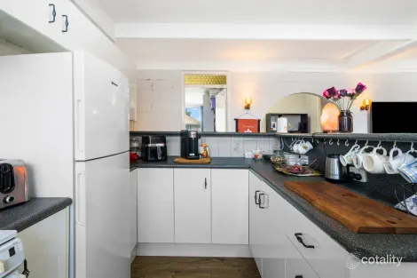 Property photo of 10 Lighthouse Parade Fingal Head NSW 2487