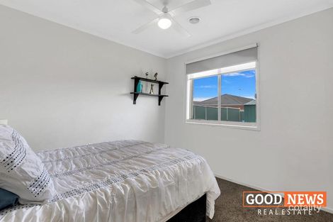 Property photo of 41 Minstrel Close Wyndham Vale VIC 3024