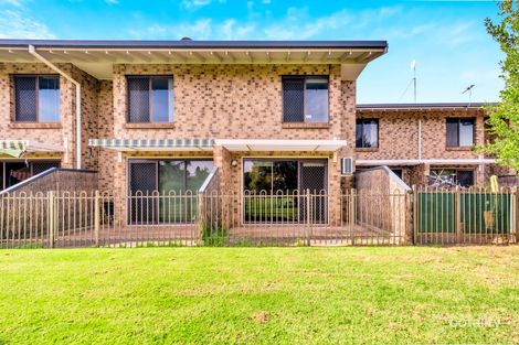 24 Sportsmans Dr, West Lakes, SA 5021