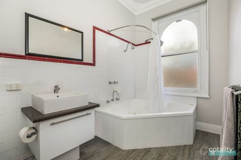 Property photo of 104 Mollison Street Bendigo VIC 3550