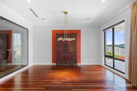 Property photo of 33 Spinnaker Rise Point Cook VIC 3030