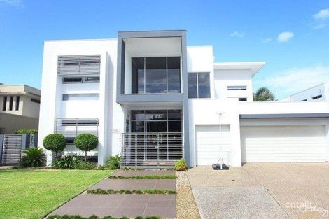 Property photo of 3004 The Boulevarde Benowa QLD 4217