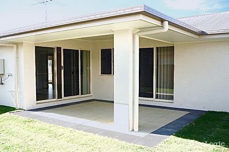 Property photo of 19 Daylesford Circuit Ormeau QLD 4208
