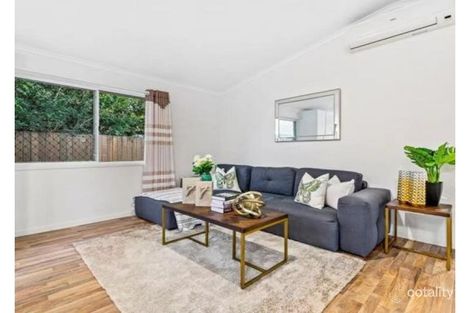 Property photo of 136 Warrigal Road Runcorn QLD 4113