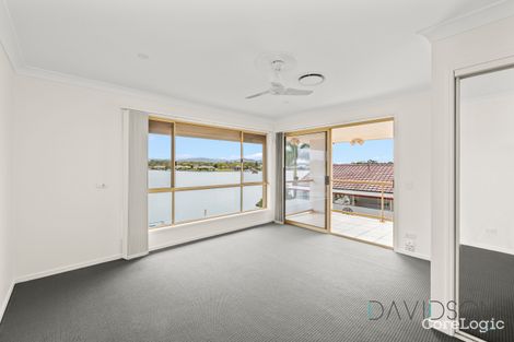 Property photo of 8 Eastbank Terrace Helensvale QLD 4212