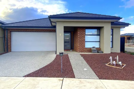 7 Flaubert Rd, Craigieburn, VIC 3064