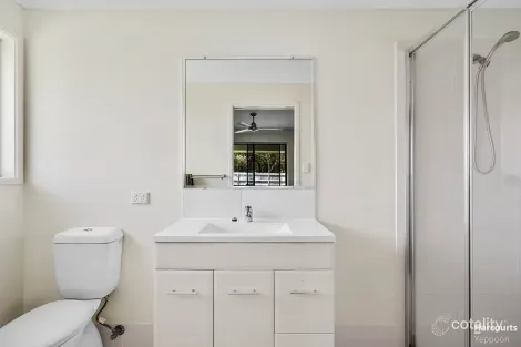 Property photo of 28 Beachside Circuit Mulambin QLD 4703