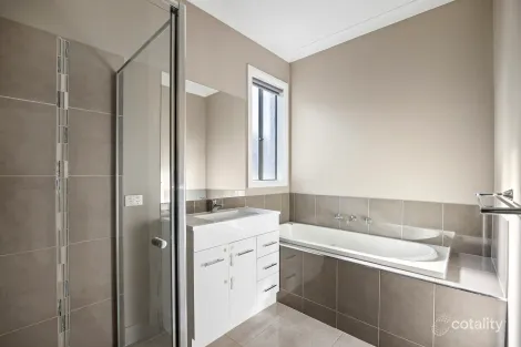 Property photo of 20 Ravida Avenue Harkness VIC 3337