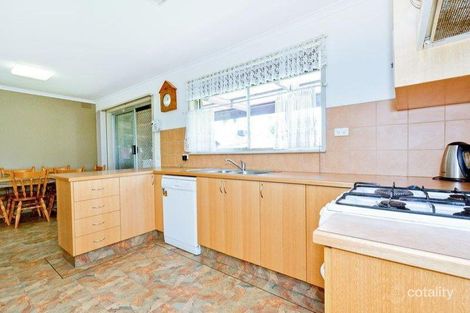 Property photo of 4 Sussex Court Mill Park VIC 3082