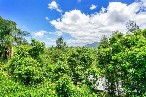 17 Koppen Tce, Mooroobool, QLD 4870