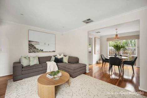 Property photo of 2/16 Wallace Road Burwood VIC 3125
