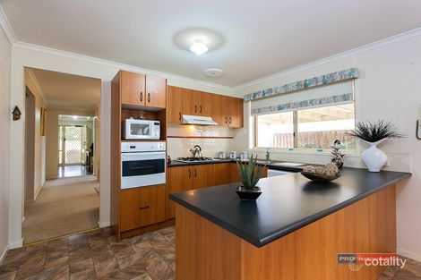 Property photo of 18 Edwards Road Werribee VIC 3030