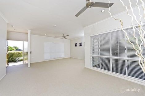 Property photo of 26 Strathmore Court Mooroobool QLD 4870