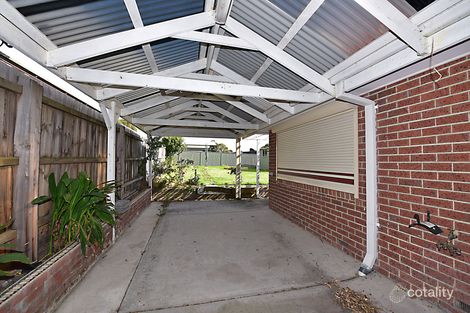 Property photo of 10 Mollisons Hill Hampton Park VIC 3976