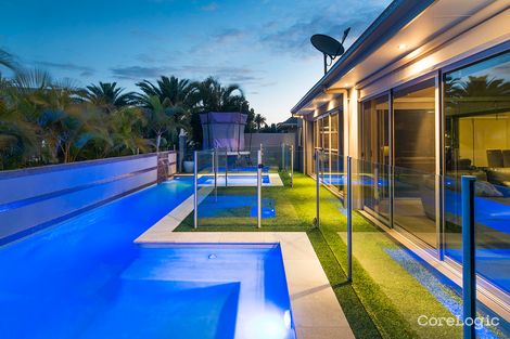 Property photo of 2561 Cressbrook Drive Hope Island QLD 4212