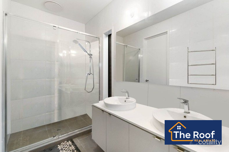 Property photo of 10 Dundee Way Truganina VIC 3029