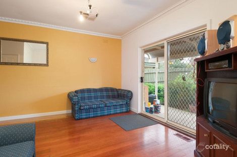 Property photo of 135 Hull Road Croydon VIC 3136