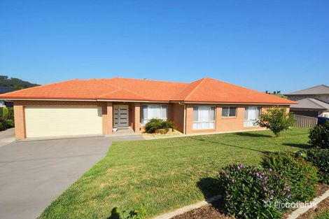 17 Kirkley St, South Bowenfels, NSW 2790