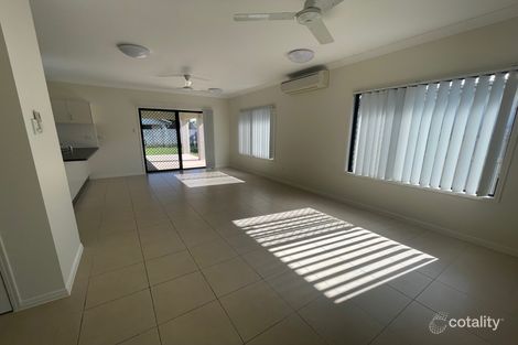 Property photo of 25 Hollanders Crescent Kelso QLD 4815