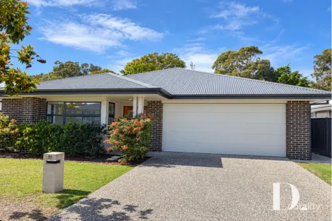 19 Como Ave, Emerald Beach, NSW 2456