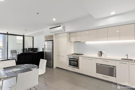 Property photo of 319/632 Doncaster Road Doncaster VIC 3108