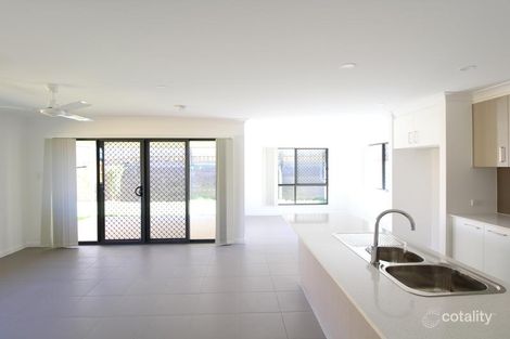 Property photo of 11 Stanicki Circuit Bellbird Park QLD 4300