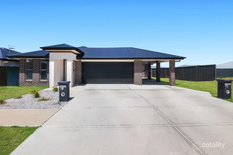19 Davis Cres, Caerleon, NSW 2850