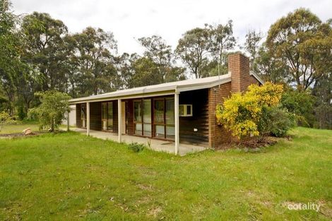 Property photo of 40 Tandara Drive Glengarry North VIC 3854