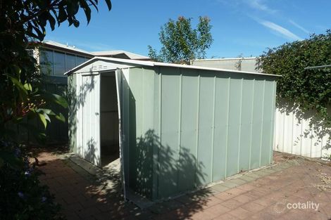Property photo of 28 Peacock Avenue West Wodonga VIC 3690