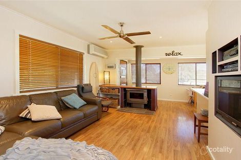 Property photo of 34 Dolphin Drive Smiths Beach VIC 3922