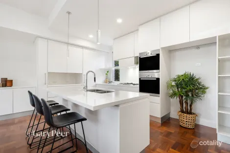 Property photo of 386 Glen Eira Road Caulfield VIC 3162