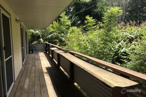 Property photo of 12 Lakeside Crescent Elizabeth Beach NSW 2428