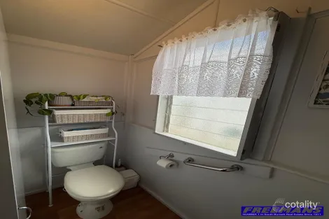 Property photo of 2 Davies Street Yarraman QLD 4614