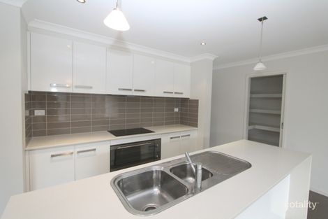 Property photo of 1 Earle Court Warrnambool VIC 3280
