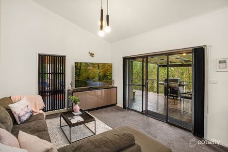 Property photo of 33 Nadrian Close Cardiff Heights NSW 2285