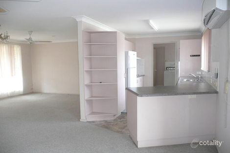Property photo of 2/16 Parkview Crescent Yamba NSW 2464