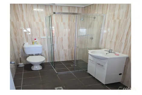 Property photo of 25 Hill Road Lurnea NSW 2170